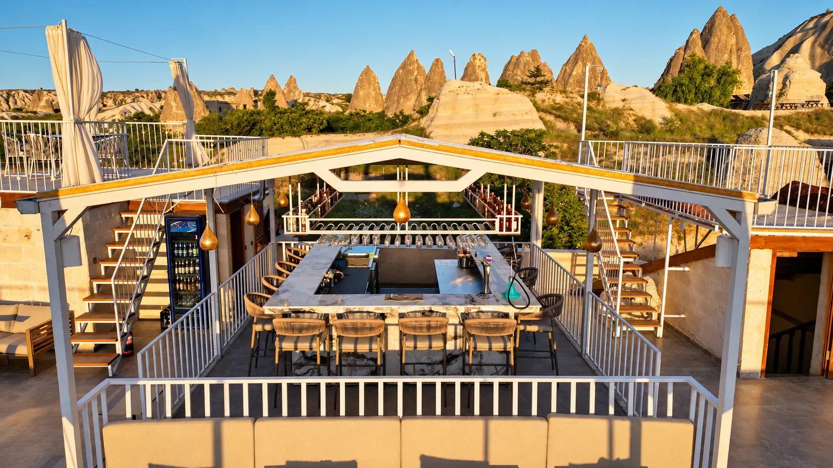 Rooftop Bar Among the fairy chimneys